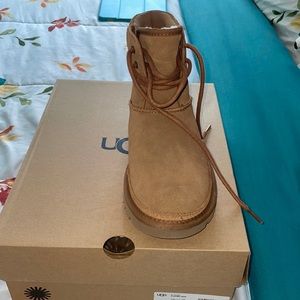 Neumel Hiker Ugg. New in box.